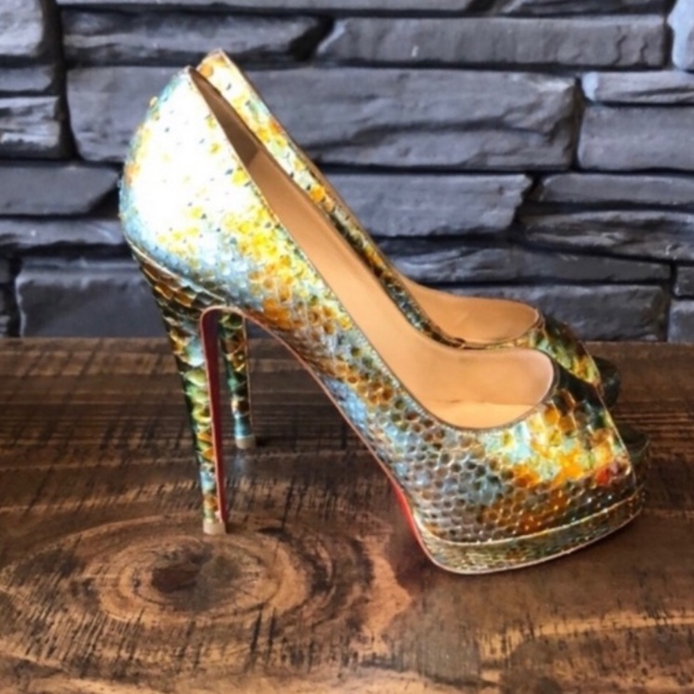 Christian Louboutin Altadama Python Perche Soliel